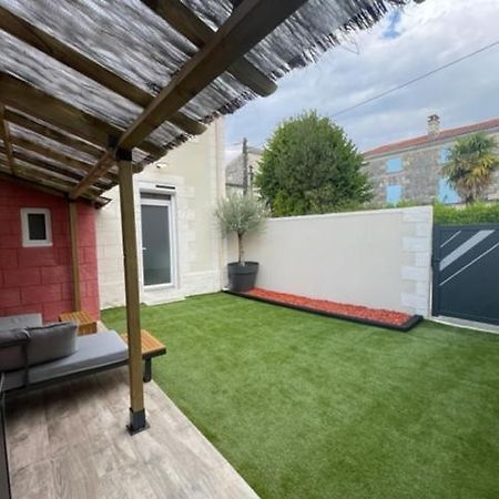 - Le Nuage - Unique, Espace Spa Privatif Et Jardin Avec Plancha Et Salon Privatif, Stationnement Public Gratuit Niort Zewnętrze zdjęcie