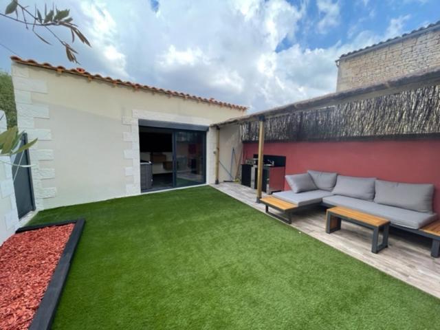 - Le Nuage - Unique, Espace Spa Privatif Et Jardin Avec Plancha Et Salon Privatif, Stationnement Public Gratuit Niort Zewnętrze zdjęcie